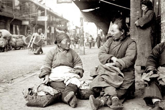 【火狐电竞官方网站】
掷中注定?今年的詹姆斯与科比2009年夺冠之路神同步!(图4) 火狐电竞官方网站