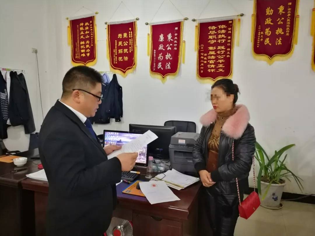 火狐电竞官网-女大学生找兼职被诱导整形,贷款逾期收到威胁短信(图2) 火狐电竞官网