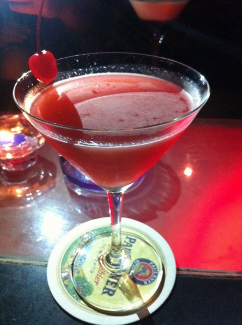 火狐电竞-“粉红之爱”系列讲座与美丽的您并肩(图1) 火狐电竞官方网站