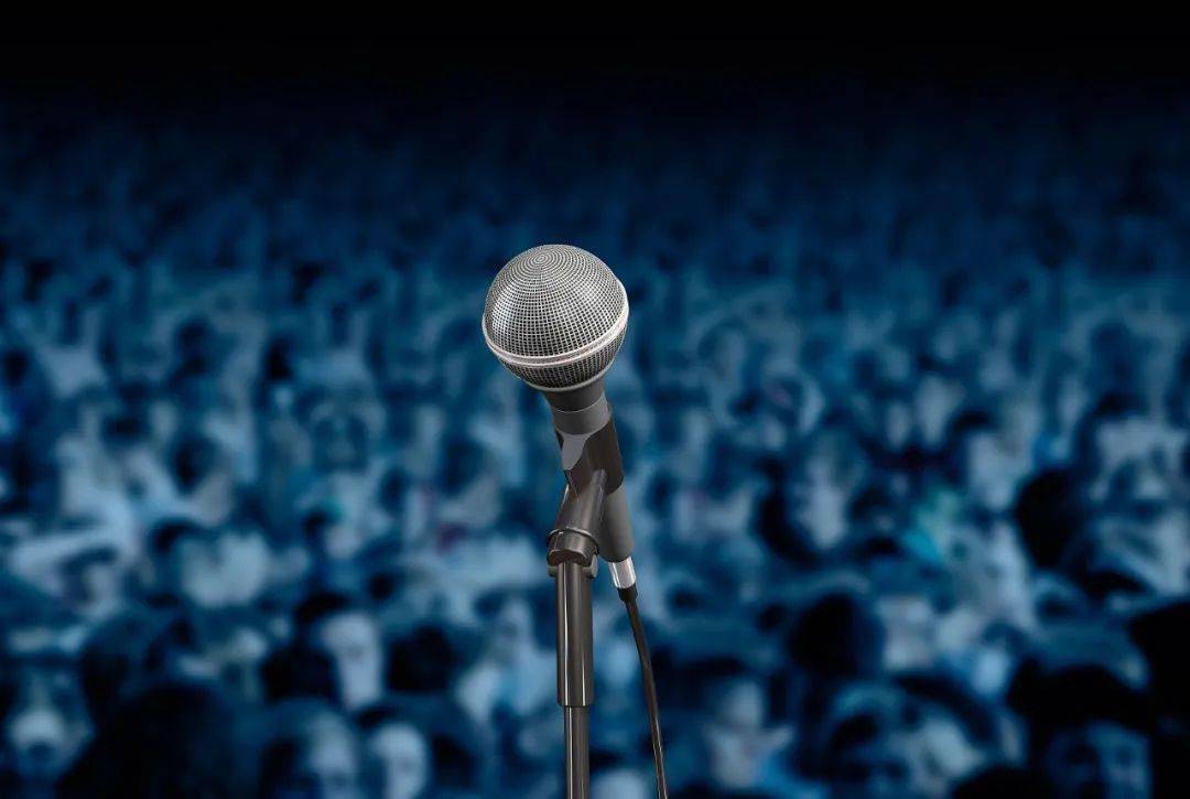 【火狐电竞】
主持人明星化：传统媒体开展粉丝经济 可行吗？(图2)