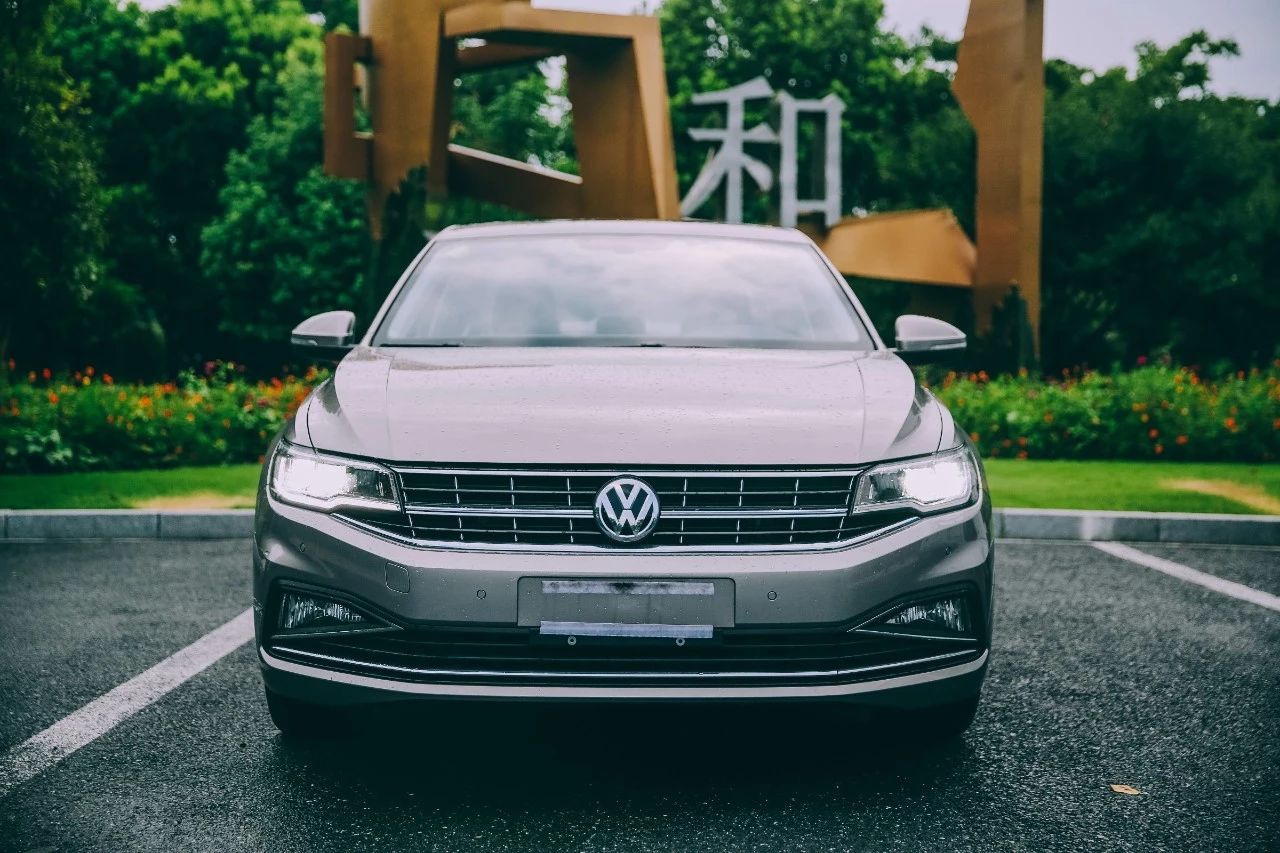 做了这些,素颜的你照样美,再也不用担心你的素颜啦|火狐电竞(图3) 火狐电竞官网